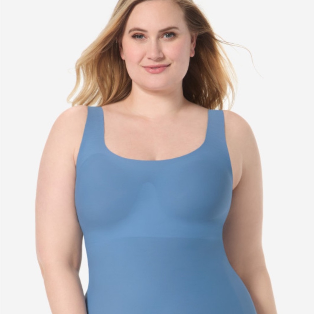 Ruby Ribbon Sleek Shape Tank